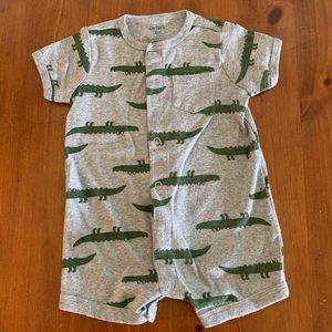Carter’s one piece - size 6 months